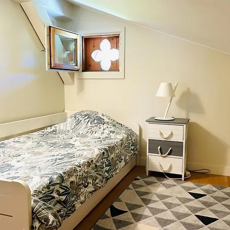 Domek alpejski Spacious In With Mont Blanc View