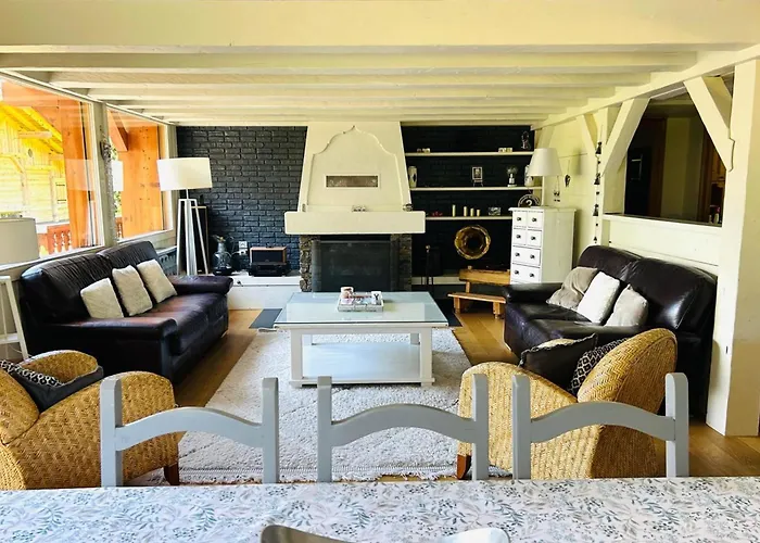 Spacious In With Mont Blanc View シャレー *