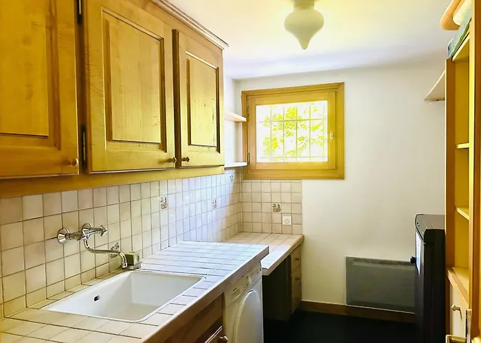 Spacious In With Mont Blanc View * Шамони