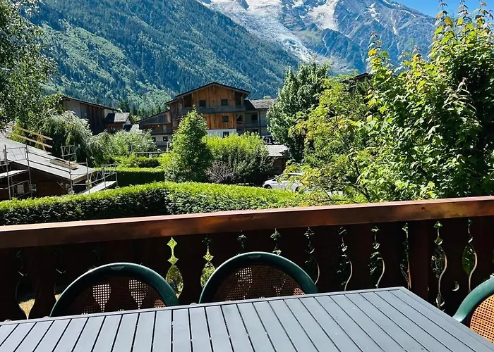 Spacious In With Mont Blanc View * Шамони