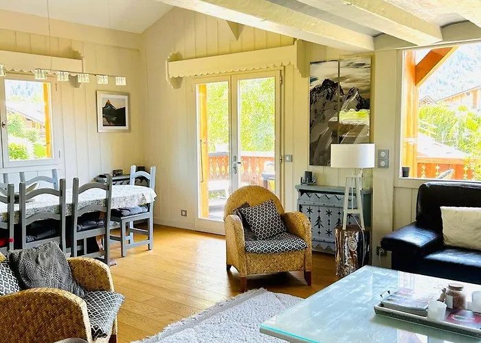 Spacious In With Mont Blanc View Шале