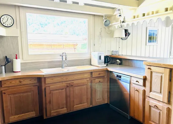 Spacious In With Mont Blanc View Шале *